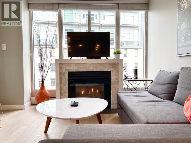 Photo - 183 Keefer Pl Unité 701