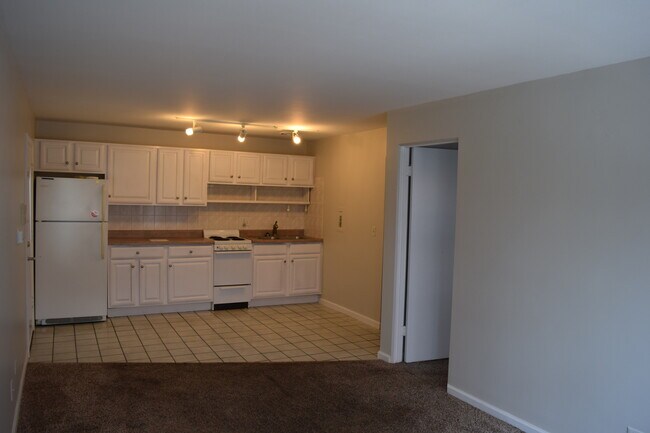 Photo - 6341 W Belmont Ave