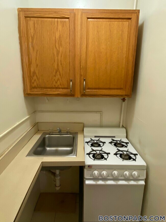 Photo - 46 Westland Ave Apartment Unit 21