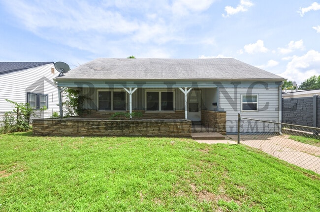 Photo - 3123 W Douglas Ave