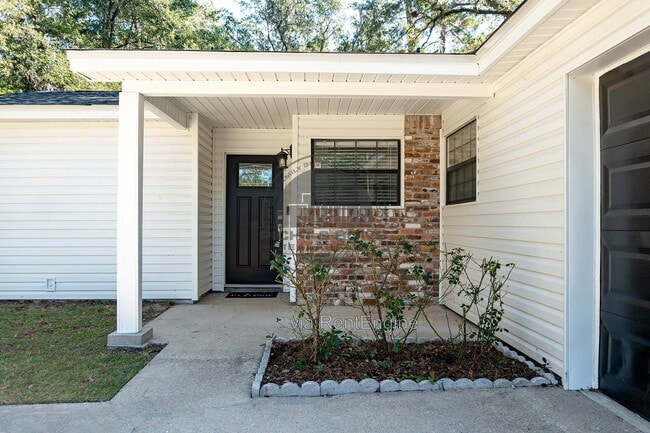 2781 Grantham Ln