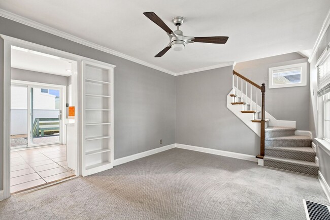 Photo - 3518 Hycliffe Ave