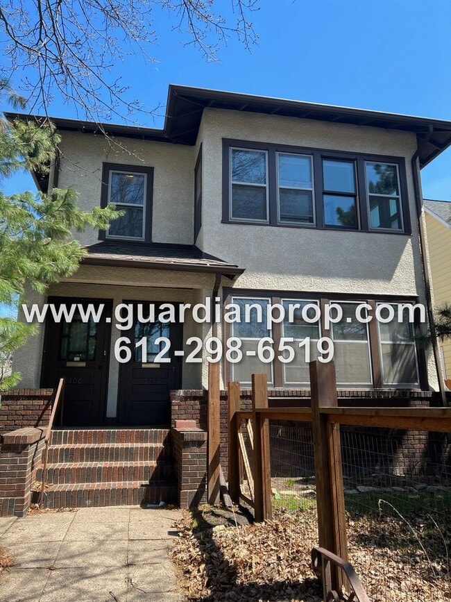 Building Photo - Fully Updated Upper Duplex for September 1, New Kitchen & Bath, Sunroom + Office Area, Private Ba... Unit #106(upper )