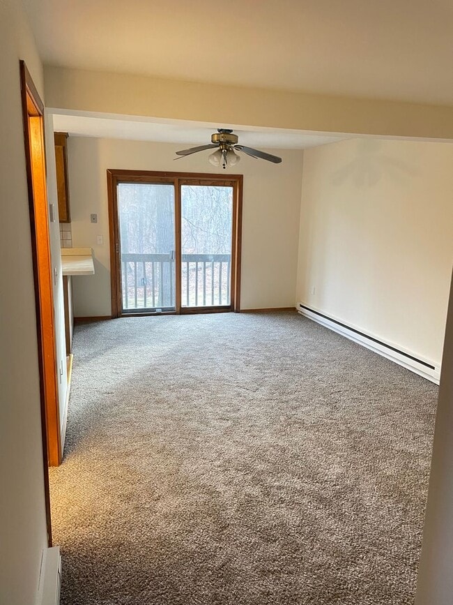 Photo - 492 East St