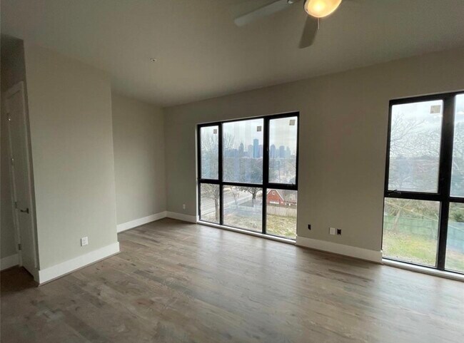 Photo - 2727 Houston Ave Unit 205