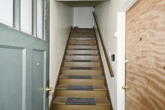 Photo - 1718 Montier St Unit 2nd Floor
