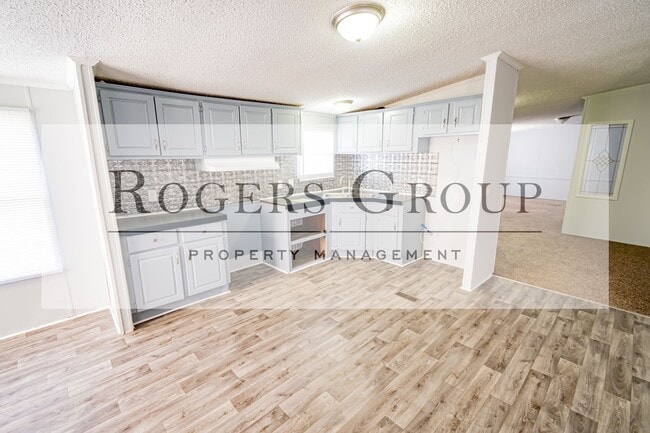 Photo - 1914 Jacksontown Rd