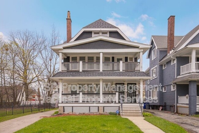 Building Photo - 12339 Chesterfield Ave Unit #3