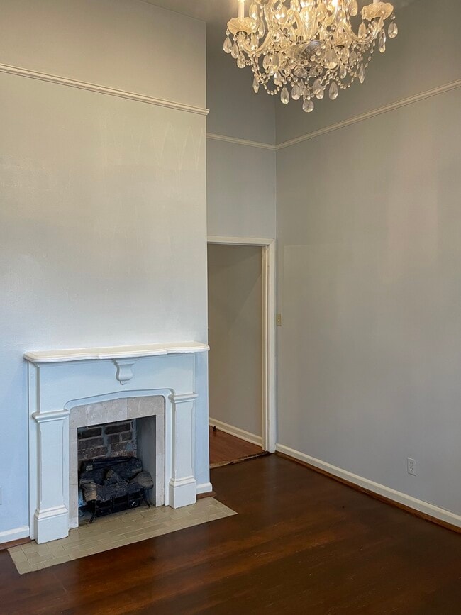 Building Photo - 1512 South Louisiana Street Unit Apt 2