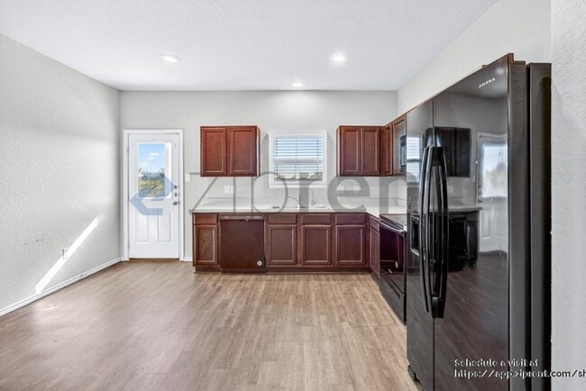 Photo - 5706 Cicada Cir