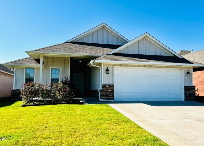 Building Photo - Beautiful 3BD 2BA w/ Bonus Room Located in Edmond's Falls at Vista Ln Addition!!