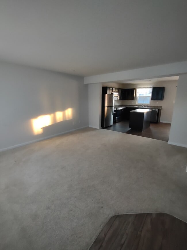 Photo - 76 Azalea Cir