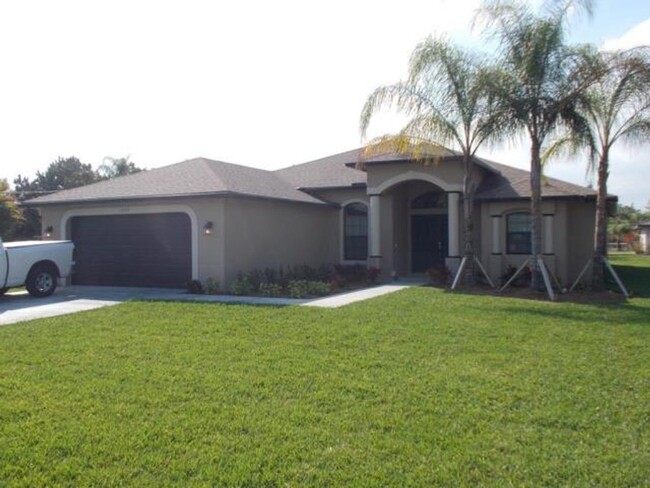 Beautiful 4/2 in Cape Coral - Beautiful 4/2 in Cape Coral Casa