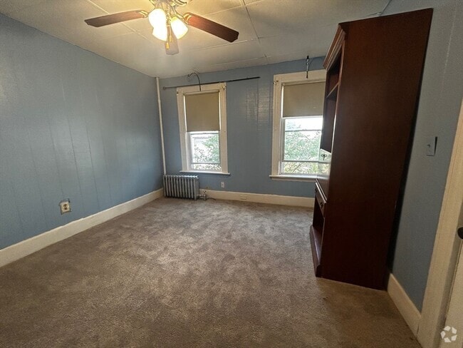 Building Photo - 10 Cheever Ct Unit 1 Rental