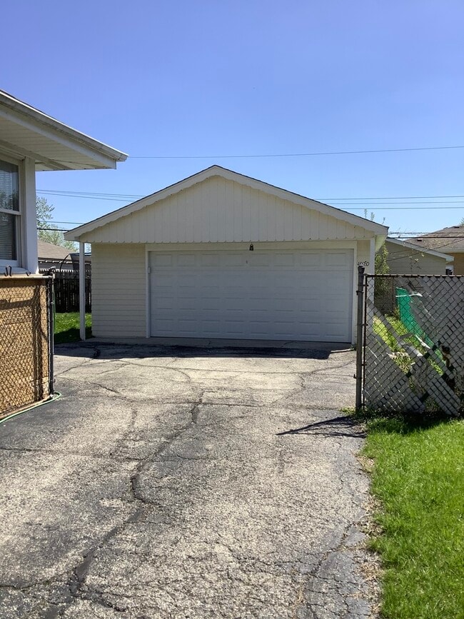 Photo - 4920 Cypress Dr