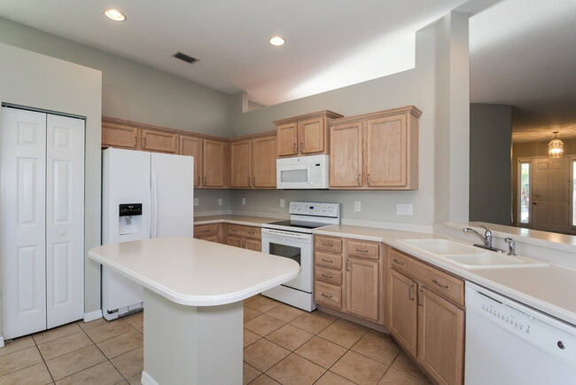 Photo - 5312 Lexington Dr