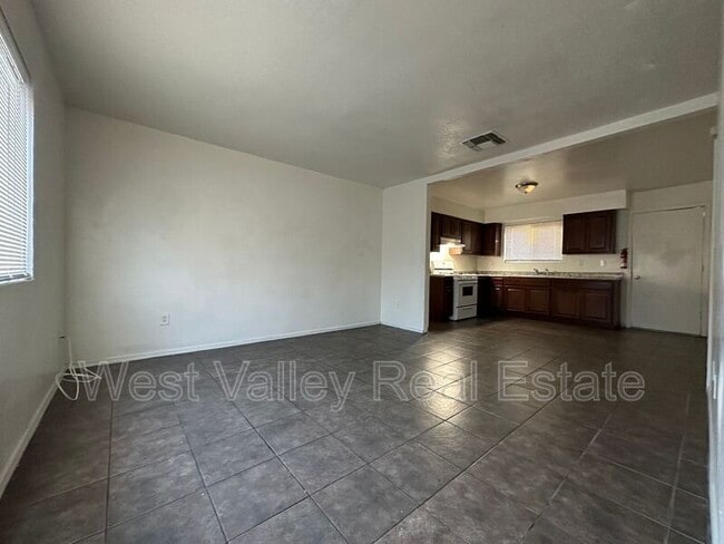 Photo - 396 Adams St Unit #C