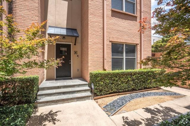 Building Photo - 4412 McKinney Ave Unit 9 Rental