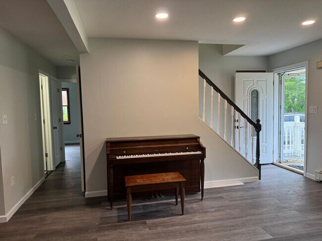 Photo - 218 Bayview Dr