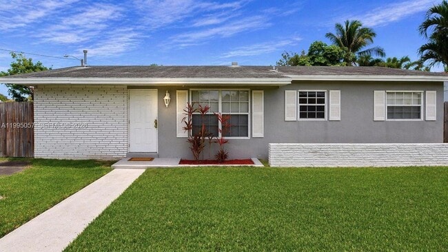 Photo - 15305 SW 104th Ave