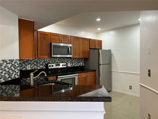 8721 Wiles Rd Unit 306