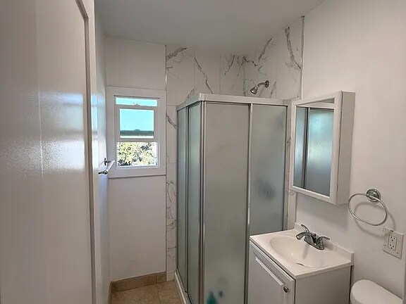 Photo - 439 S Evergreen Ave Unidad 441