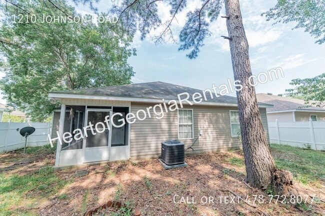 Building Photo - 1210 Johnson Rd