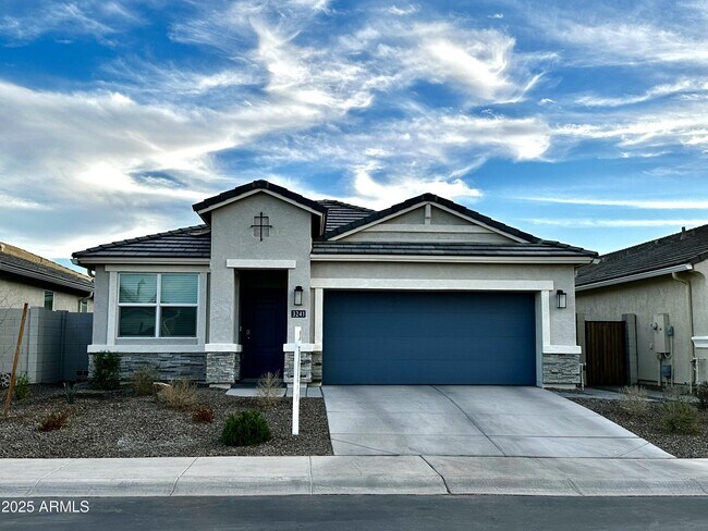 Photo - 3241 W Shanley Ave