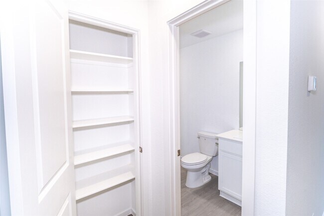 Photo - 15724 Plum Brk Dr