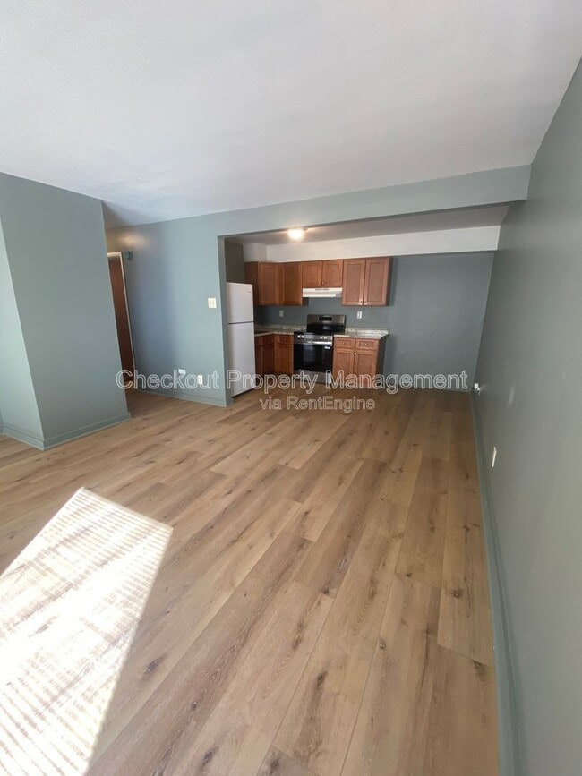 Photo - 3725 Morgan Ford Rd Unit B