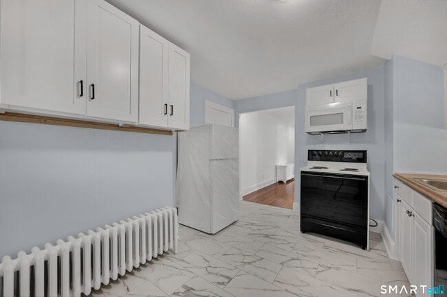 78 Lancaster Rd Unit 3