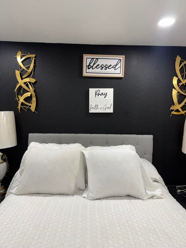 Building Photo - 3621 NW 3rd St