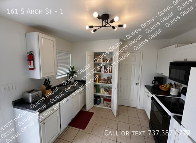 Photo - 161 S Arch St