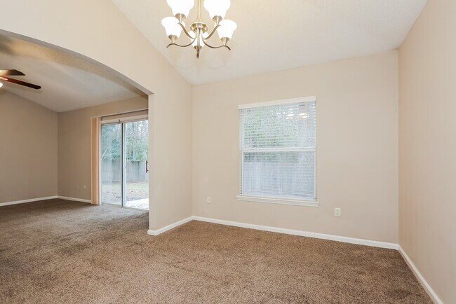 Photo - 1608 Guardian Dr