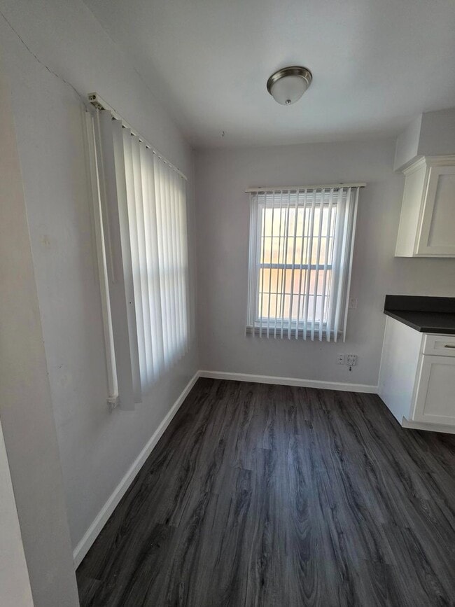 Photo - 5527 W 118th