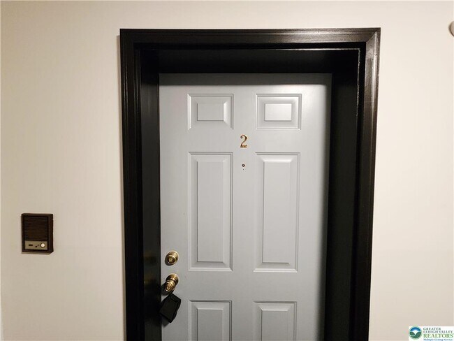 Photo - 4509 N Hedgerow Dr Unit 2