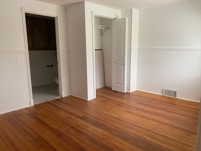 612 Cass St Unit 2
