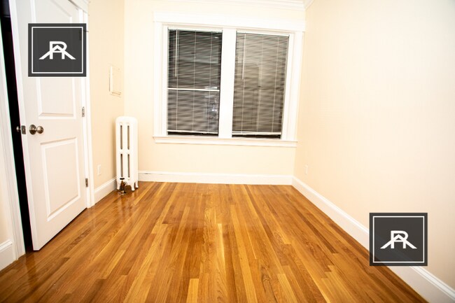 Photo - 1340 Commonwealth Ave Unidad 17