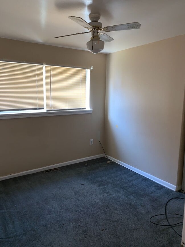Photo - Huge ranch style home with Detached Sectio...