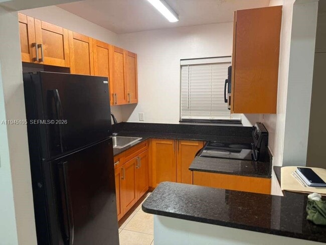 Photo - 2008 Jackson St Unit D4