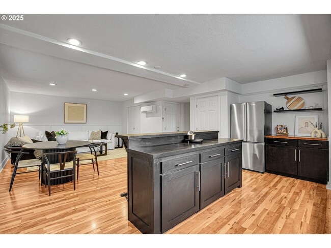 lower kitchen/living