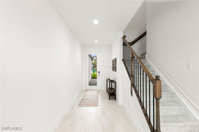 Photo - 7555 Rockefeller Dr Casa Adosada