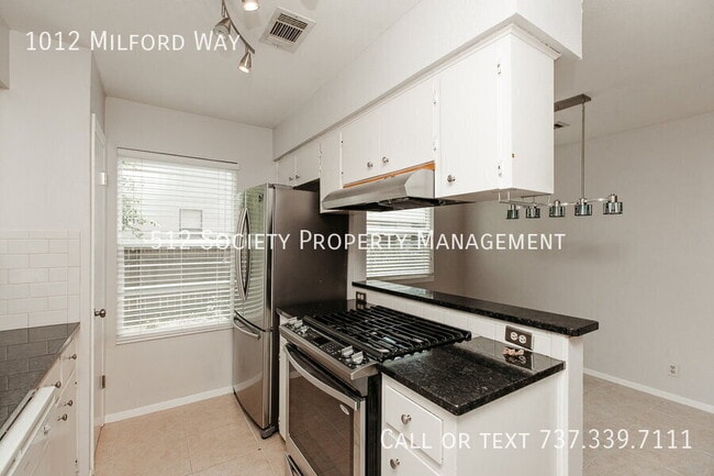 Photo - 1012 Milford Way