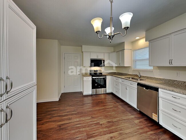 Photo - 5001 Open Meadow Dr