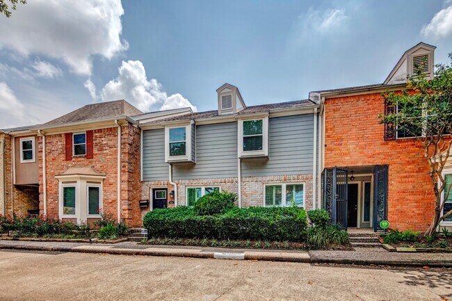 Photo - 1659 W Sam Houston Pkwy S