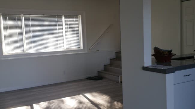 Building Photo - 2067 Libertyville Rd Rental