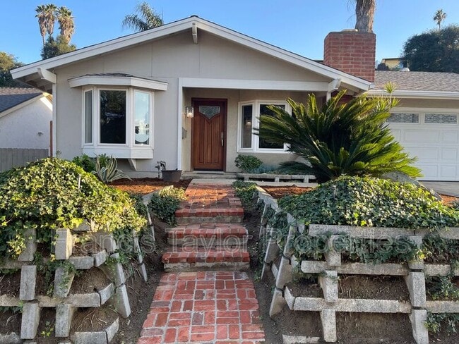 Photo - 1545 Kenora St