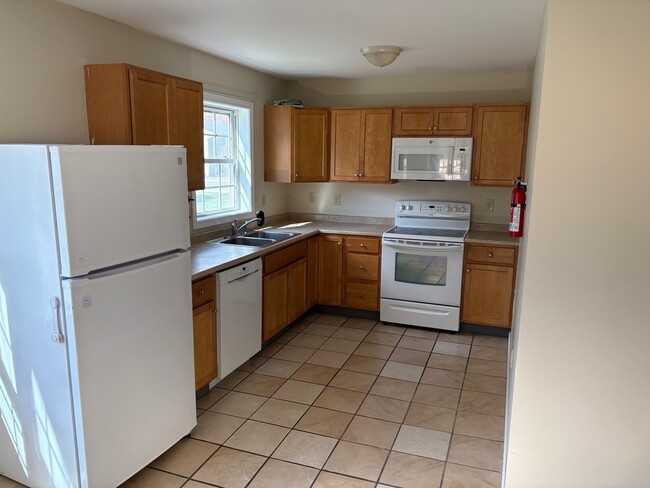 Photo - 10 Southview Dr Unit B