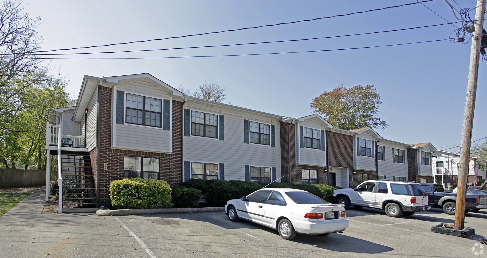 New Castle Apartments - New Castle Apartments