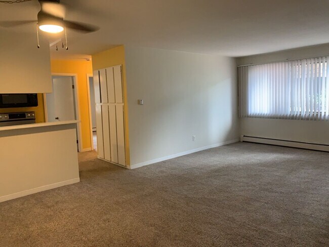 Photo - 1309 Kirkwood Dr Unit 405